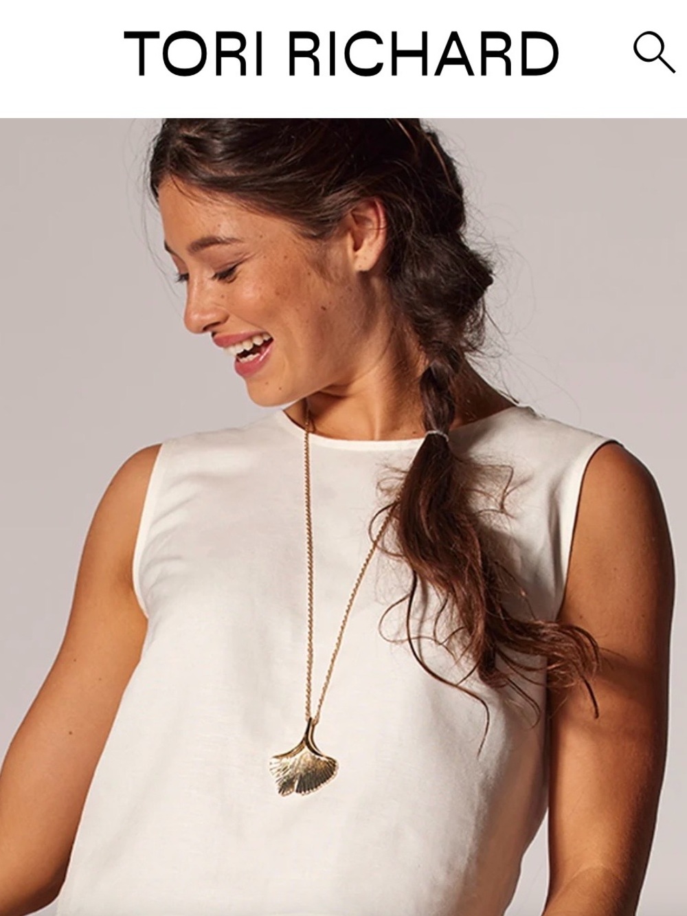 Tori Richard Gold Ginkgo Leaf Long Pendant Necklace